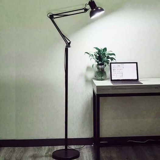 American loft Classic tall lamp... 6 months warranty