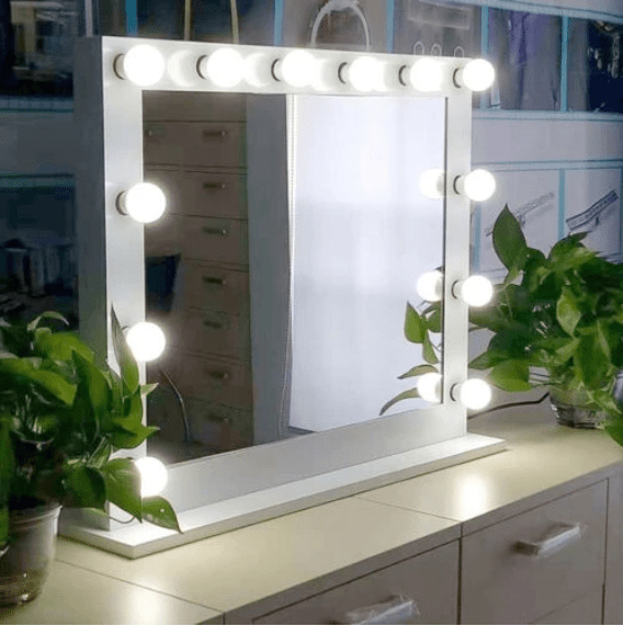 Hollywood Vanity Light